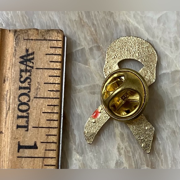 MADD Red Awareness Ribbon Pin - Picture 3 of 3